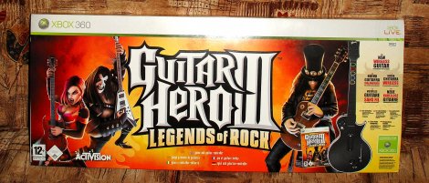 guitar_hero_3_out_of_the_box_01.jpg
